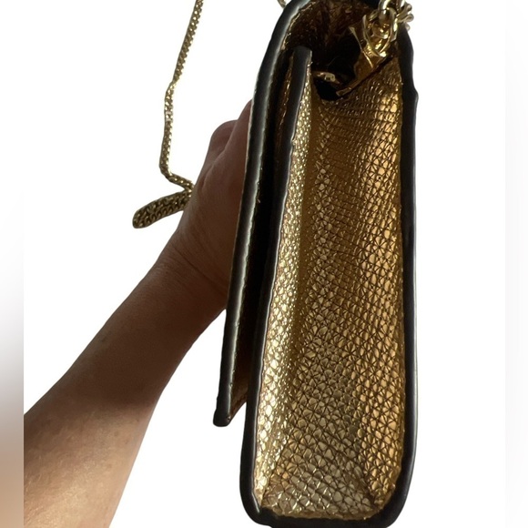 MICHAEL Michael Kors Mott Metallic Gold Textured Crossbody Wallet Bag - Picture 7 of 9